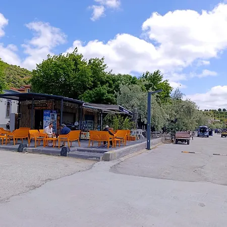 Murat Kaptan Apt Gundogdu (Marmara Island)